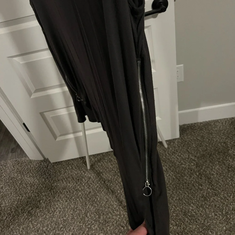 Comfortable Tank - Picture 4 of 5